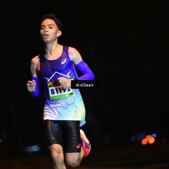 Runner Photo 9137874