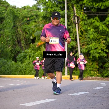 Runner Photo 9138088