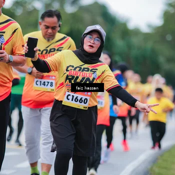Runner Photo 9140004