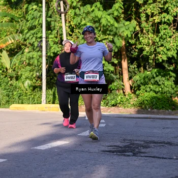 Runner Photo 9140808