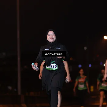 Runner Photo 9140813
