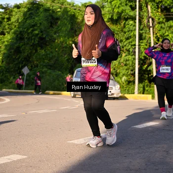 Runner Photo 9140913