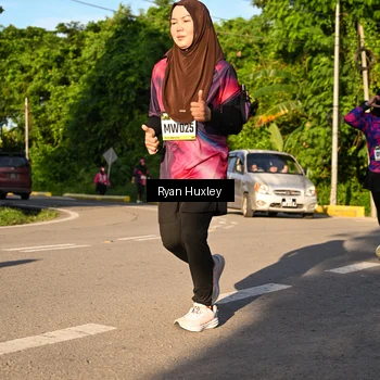 Runner Photo 9140937