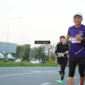 Runner Photo 9141579