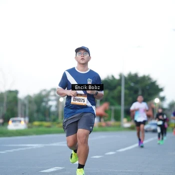 Runner Photo 9141615