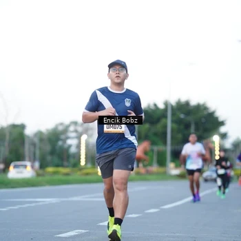 Runner Photo 9141619