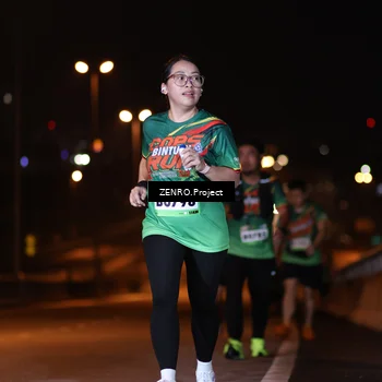 Runner Photo 9141705
