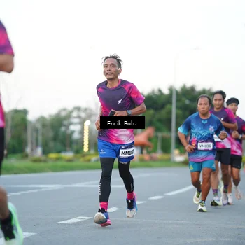 Runner Photo 9141733