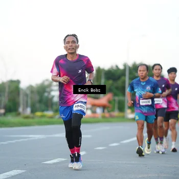Runner Photo 9141751