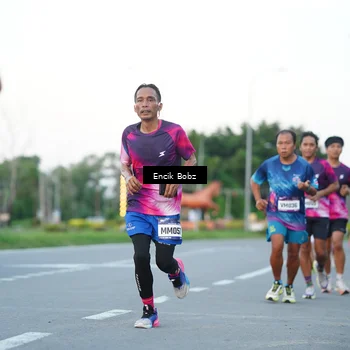 Runner Photo 9141781