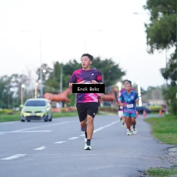 Runner Photo 9141797