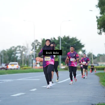 Runner Photo 9141918