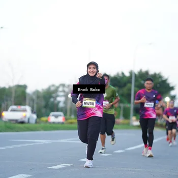 Runner Photo 9141923
