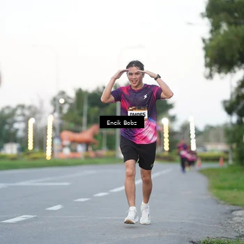 Runner Photo 9142072
