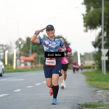 Runner Photo 9142100