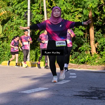 Runner Photo 9142217