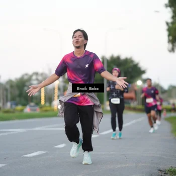 Runner Photo 9142357