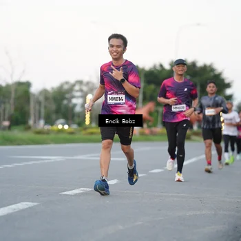 Runner Photo 9142398