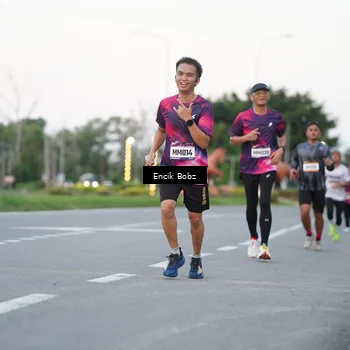 Runner Photo 9142417