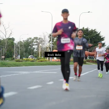 Runner Photo 9142420