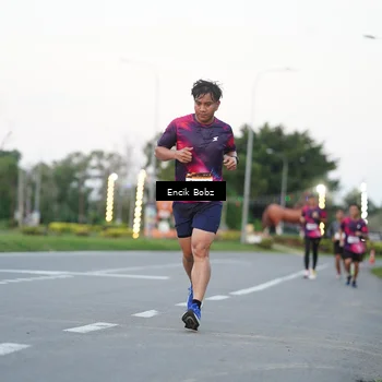 Runner Photo 9142442