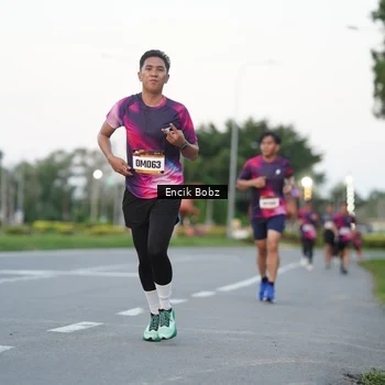 Runner Photo 9142451