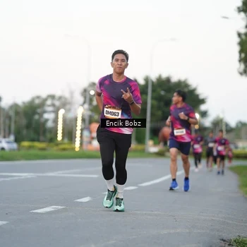 Runner Photo 9142476