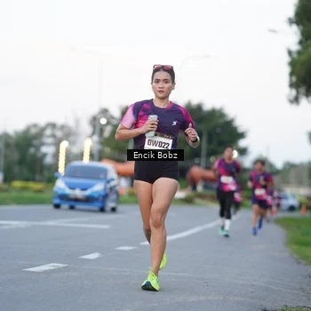 Runner Photo 9142500