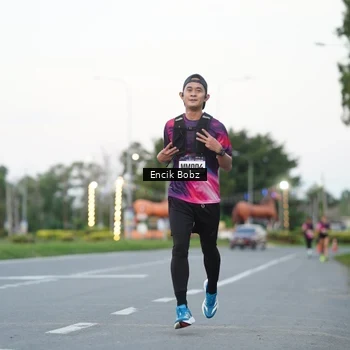 Runner Photo 9142528
