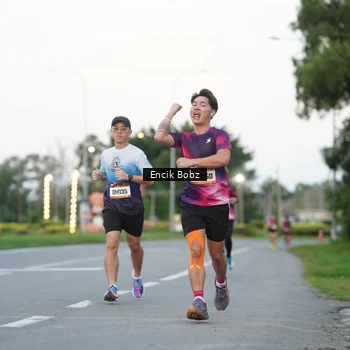 Runner Photo 9142564