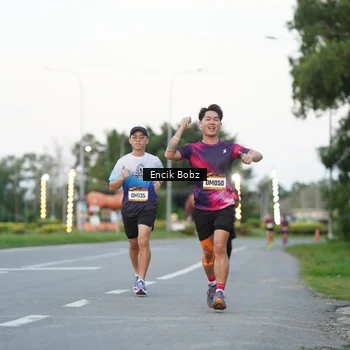 Runner Photo 9142578