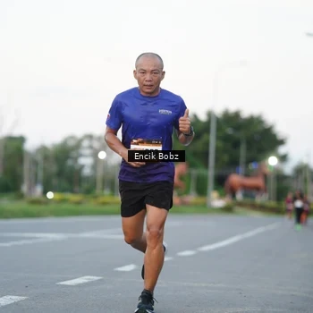 Runner Photo 9142635