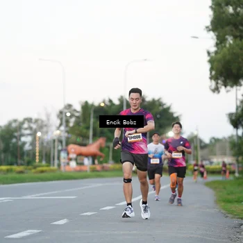 Runner Photo 9142768