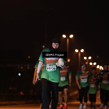 Runner Photo 9142921