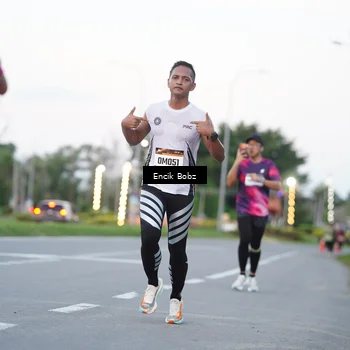 Runner Photo 9143042