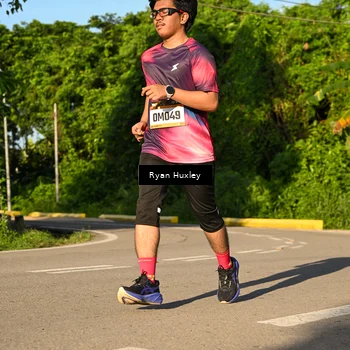 Runner Photo 9143043