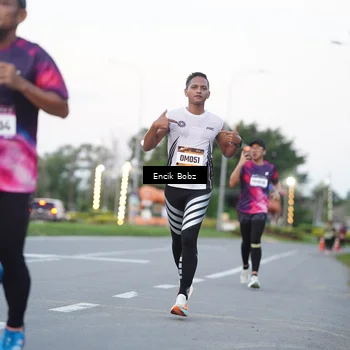 Runner Photo 9143044