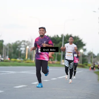 Runner Photo 9143072