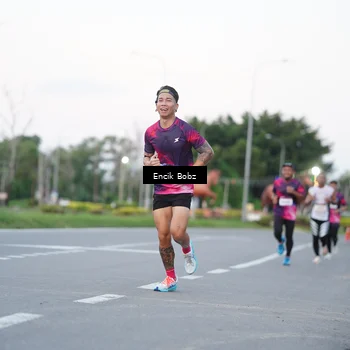 Runner Photo 9143092