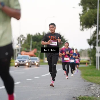Runner Photo 9143111