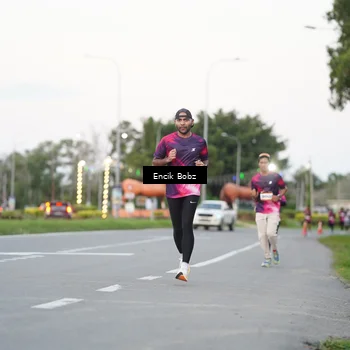 Runner Photo 9143198