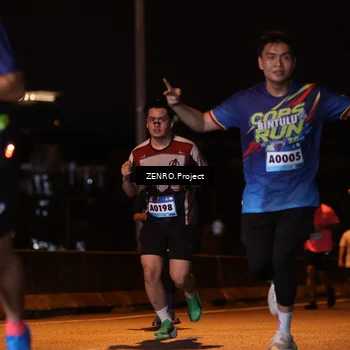 Runner Photo 9143301