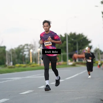 Runner Photo 9143322