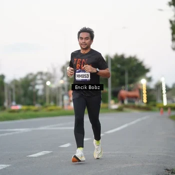 Runner Photo 9143345
