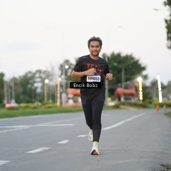 Runner Photo 9143348