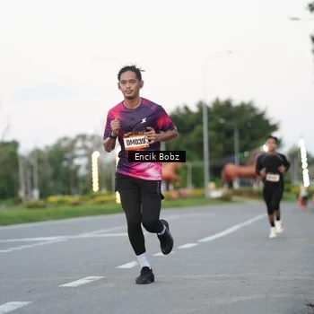 Runner Photo 9143349