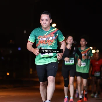 Runner Photo 9143365