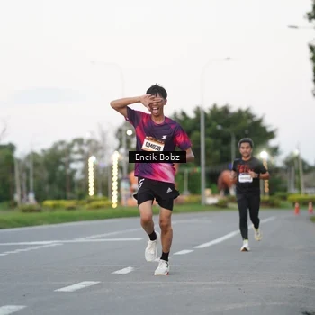 Runner Photo 9143377