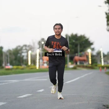 Runner Photo 9143384