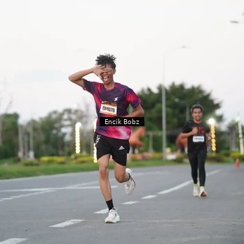 Runner Photo 9143419
